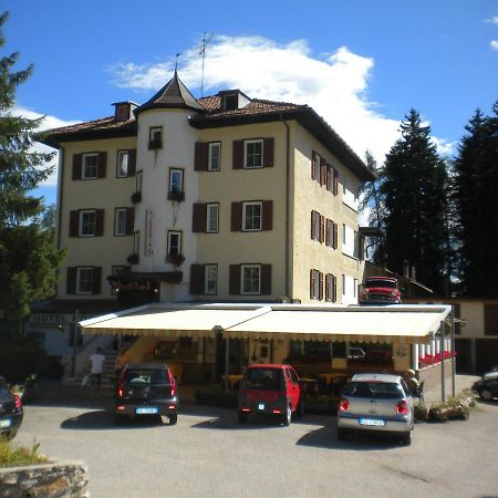 Hotel Roen Ruffre-Mendola Bagian luar foto