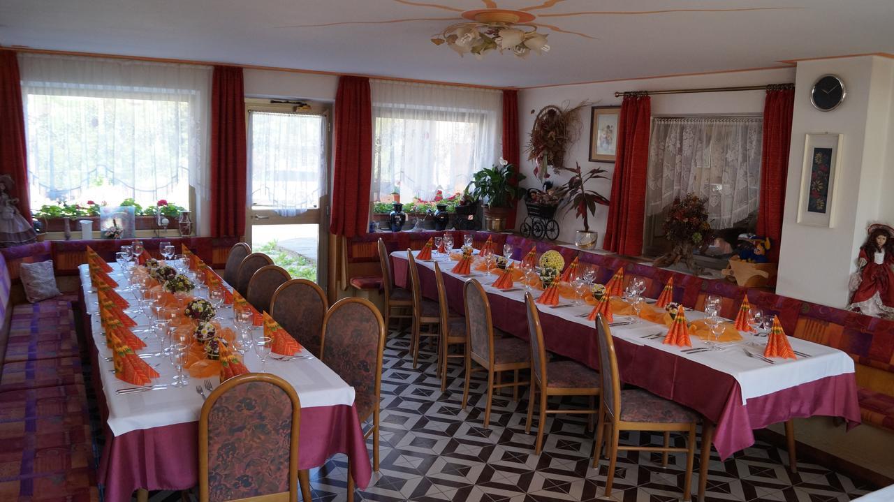 Hotel Roen Ruffre-Mendola Bagian luar foto