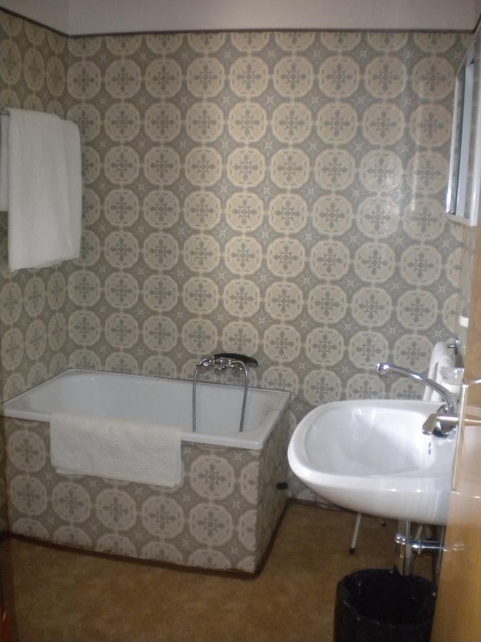 Hotel Roen Ruffre-Mendola Bagian luar foto