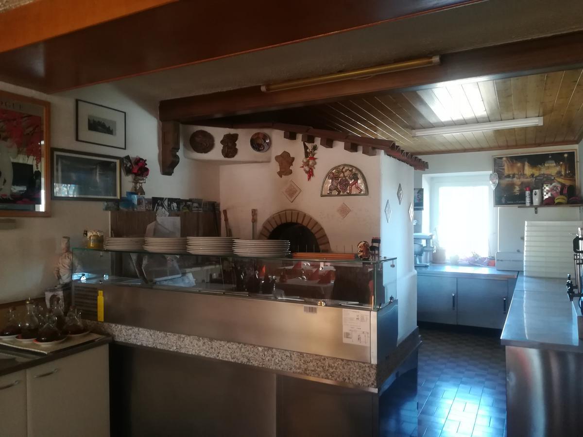 Hotel Roen Ruffre-Mendola Bagian luar foto